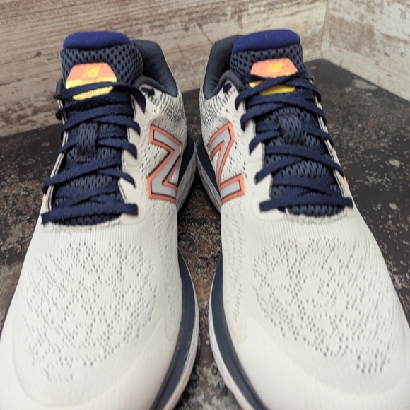 Womens New Balance Fresh Foam 680 V7 Running Shoes Sz 9.5 Used VGC W680LW7 - Picture 5 of 11